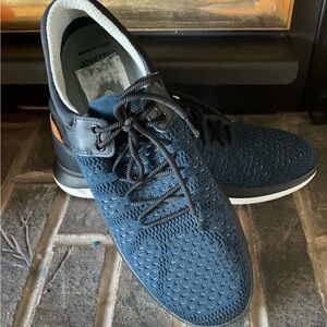 Johnston & Murphy Active U-Throat Ventilated Blue Black Sneakers